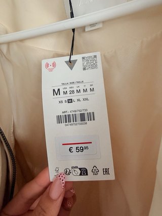 Bomber Zara Beige Talla M