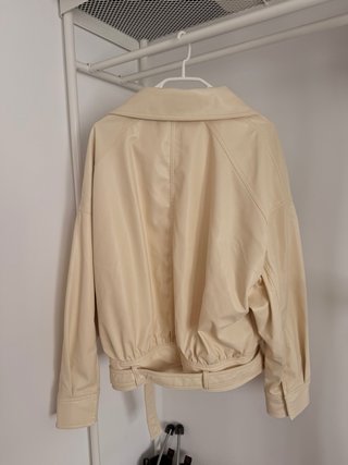 Bomber Zara Beige Talla M