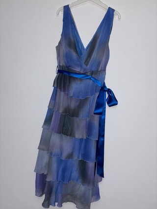 Vestido volantes azul y morado