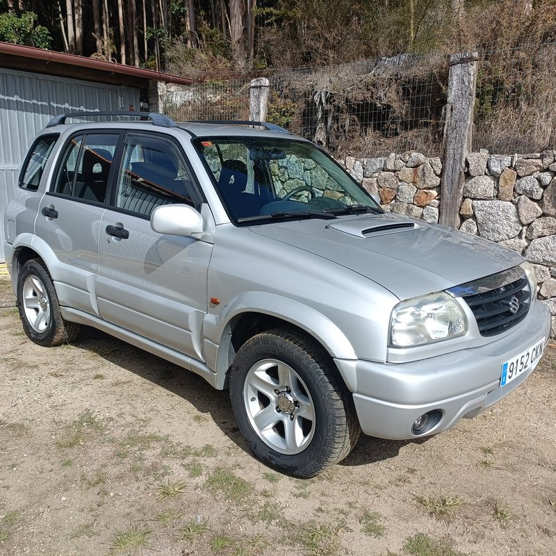 Suzuki Grand Vitara 2.0 HDI DLX 5p 2004