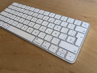 Teclado Apple Magic Keyboard A2450 Español