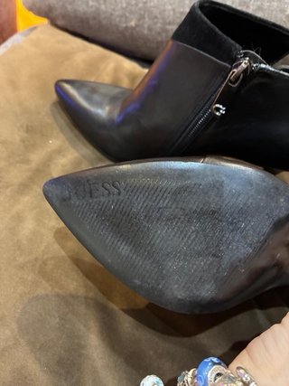 Botines Guess Piel Negros