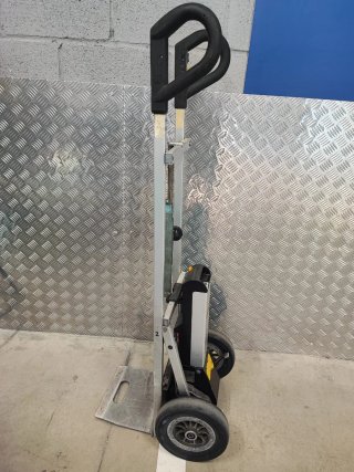 Sube escaleras eléctrico