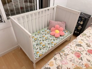 Cuna Sundvik + Colchón Skonast + Ropa Cama