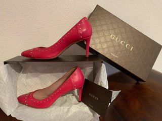 Zapatos Gucci Piel GG Tachuelas Rosa