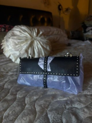Borsa Parfois nera con borchie