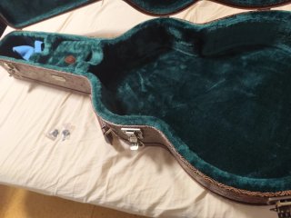 Estuche Guitarra Acústica/Española Rígido