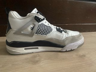 Jordan 4 Talla 38