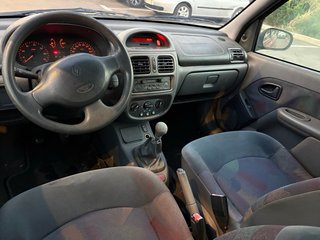 Renault Clio 2000