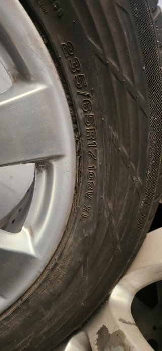 Llantas Mercedes ML 235/65R17 108V XL