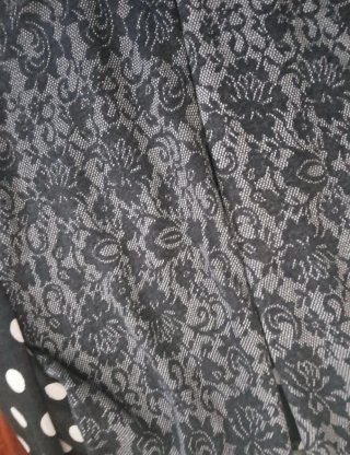 Maglione fantasia pois e pizzo