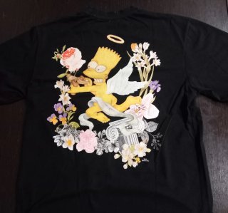 Camiseta Bart Simpson Cupido Flores