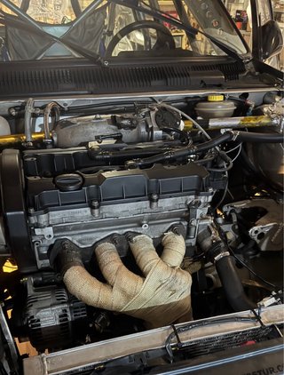 Peugeot 205 1.6 16V
