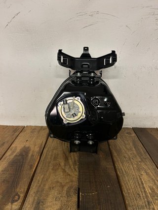 Depósito combustible Yamaha MT 125 2024
