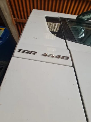 Hormigonera 8x4 - 2022