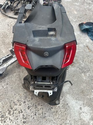 Yamaha TMAX 530 Negro dx/sx