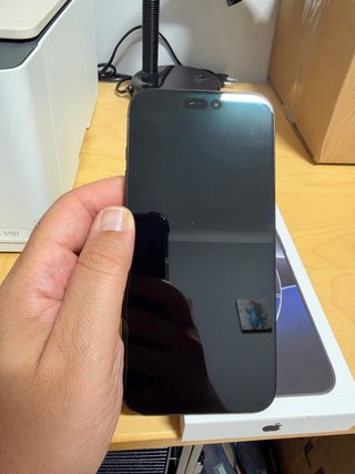 iPhone 16 Pro Max Gris