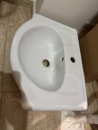 Mueble de madera para lavabo y lavabo ceramico