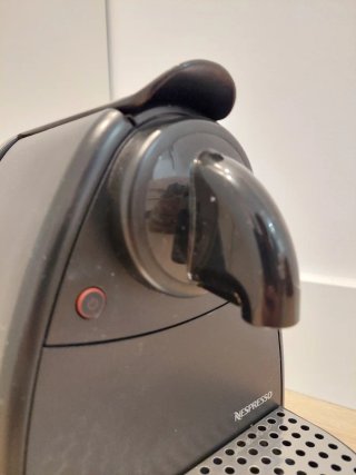 Cafetera Krups Nespresso Essenza XN2003