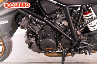 KTM 1290 SUPER DUKE R