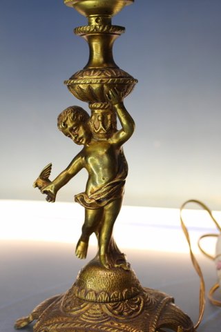 Coppia di lampade da tavolo in bronzo, cherubini.
