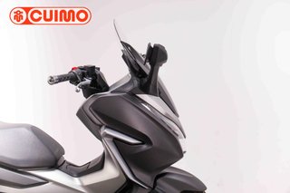 HONDA FORZA 300