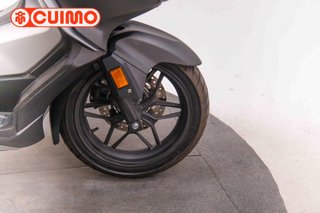 HONDA FORZA 300