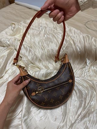Bolso Louis Vuitton LOOP Monogram Marrón Dorado
