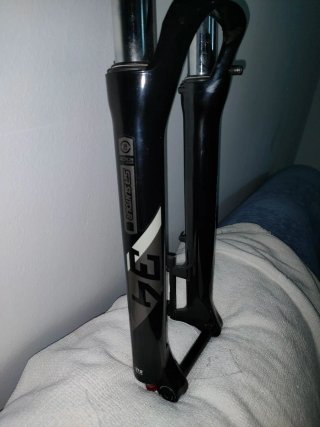Horquilla Suntour XCM 34 Boost 27.5
