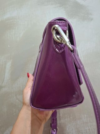 Borsa lucida viola Gaudi