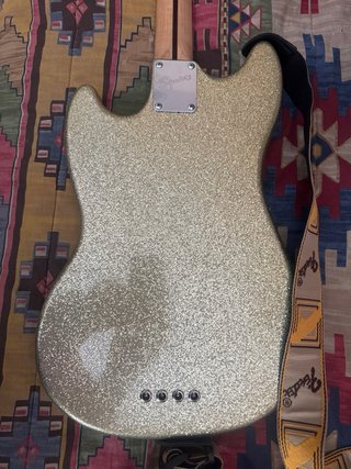 Bajo Squier Mikey Way Signature Mustang