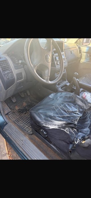 Mitsubishi Montero 2005