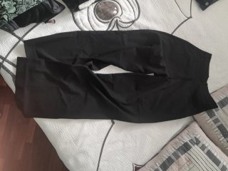 Pantalón Zara Talla 42 Negro