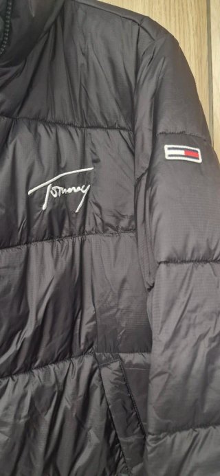 Chaqueta Tommy Jeans acolchada negra XXL