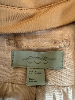 Cappotto COS rosa con collo staccabile