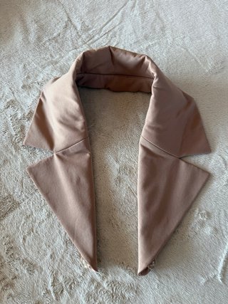 Cappotto COS rosa con collo staccabile