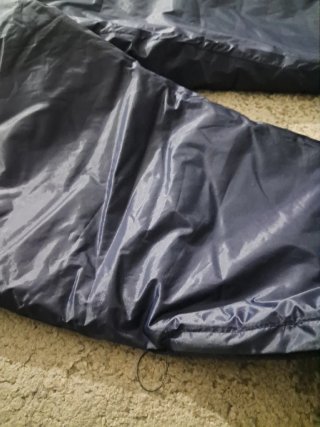 Pantalón impermeable acolchado azul