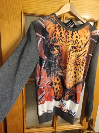 Jersey Leopardo nuevo Talla M