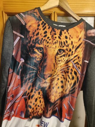 Jersey Leopardo nuevo Talla M