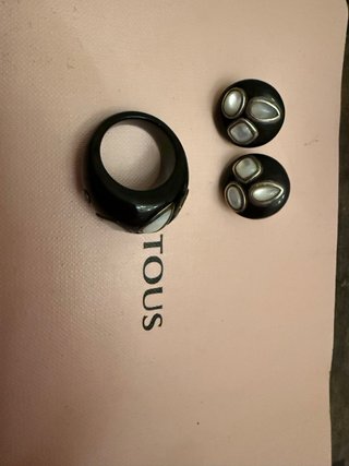Conjunto Tous Anillo y Pendientes Piedras Blancas