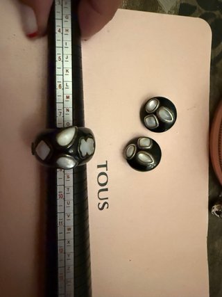 Conjunto Tous Anillo y Pendientes Piedras Blancas