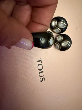 Conjunto Tous Anillo y Pendientes Piedras Blancas