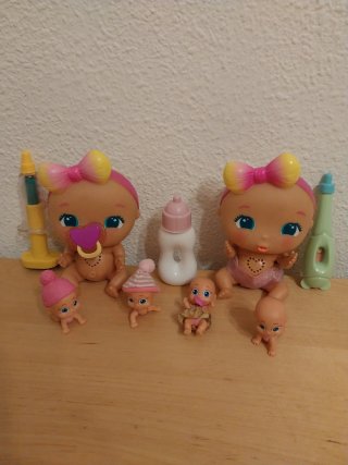 Lote de muñecos bebés