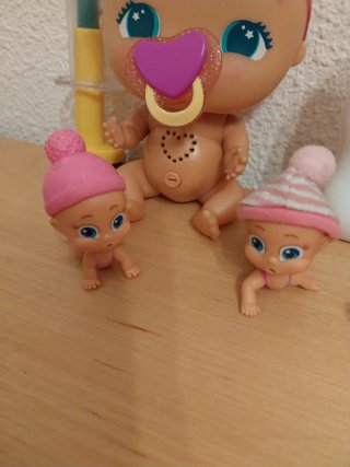 Lote de muñecos bebés