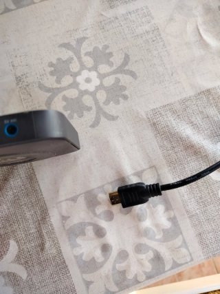 Sky Q Mini IP061-02-TT-ant Decoder