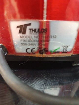 Freidora Thulos 1.5L Roja