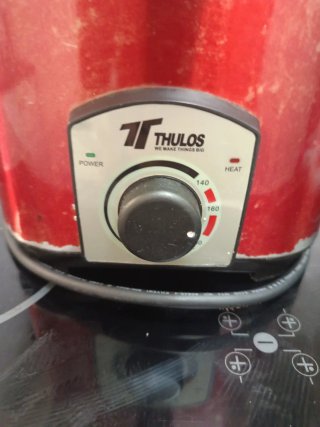 Freidora Thulos 1.5L Roja