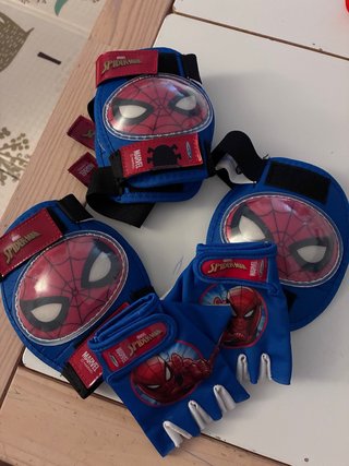 Pack Patines y bicicletas Spiderman Niños