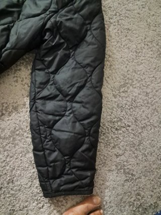 Chaqueta acolchada Bershka negra