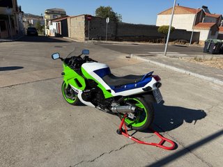Kawasaki ZZ-R 600 Verde/Blanco
